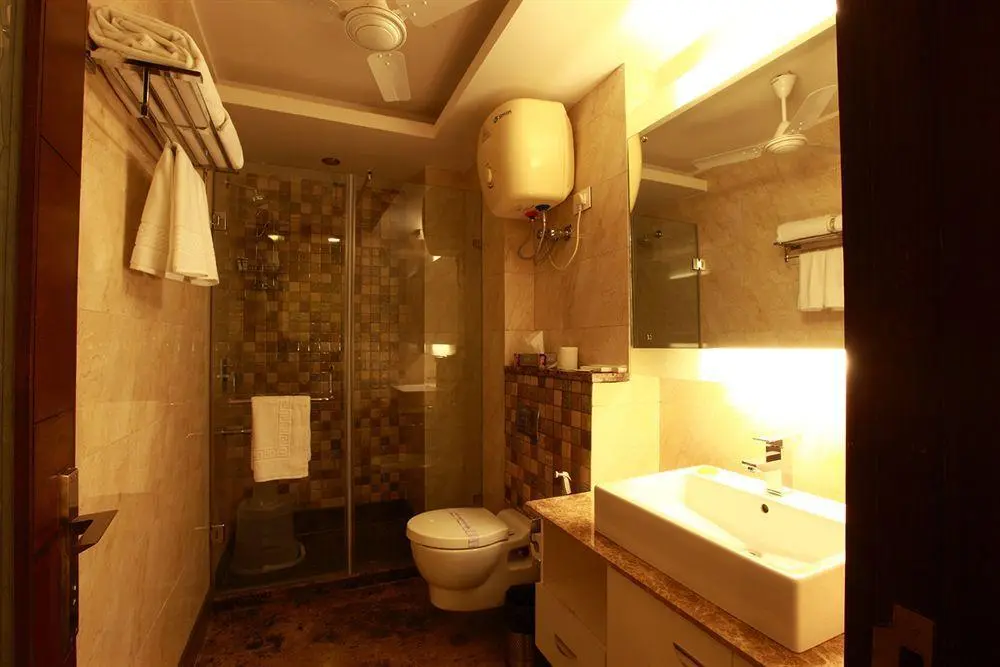 Нью-Дели: Jasola Suites And Apartments