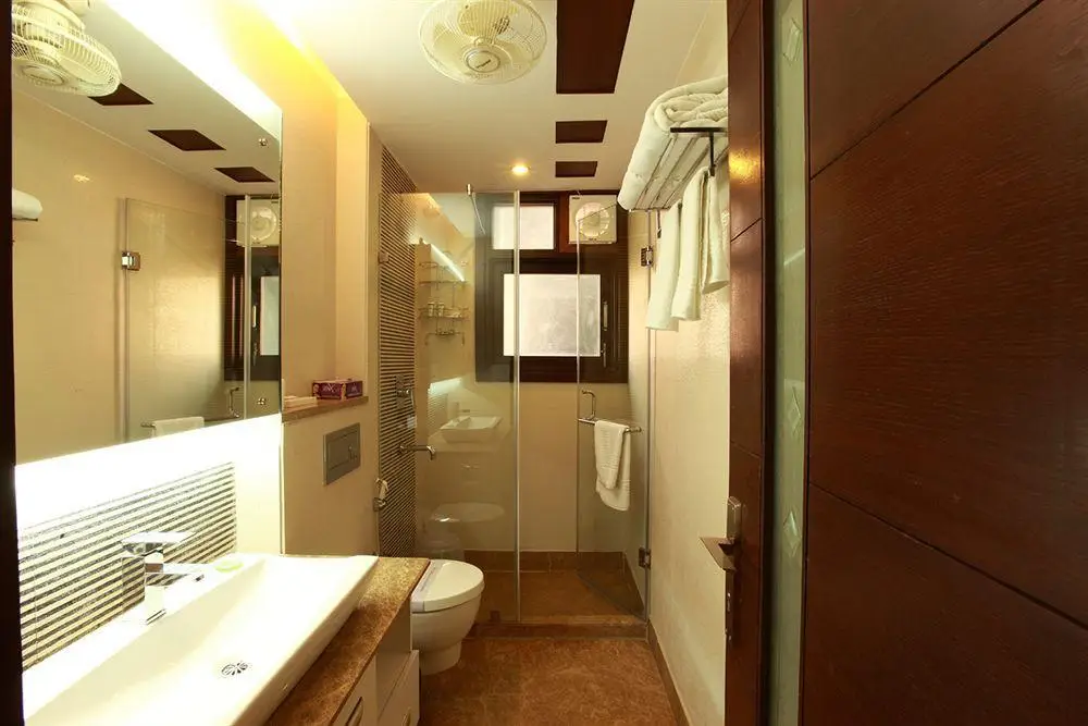 Нью-Дели: Jasola Suites And Apartments