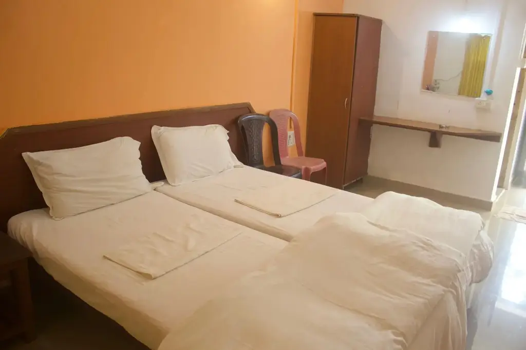 Анджуна: Poonam Village Resort