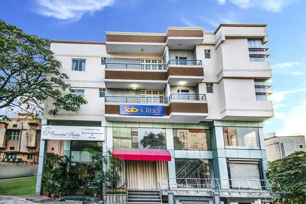 Бангалор: Curzon Suites