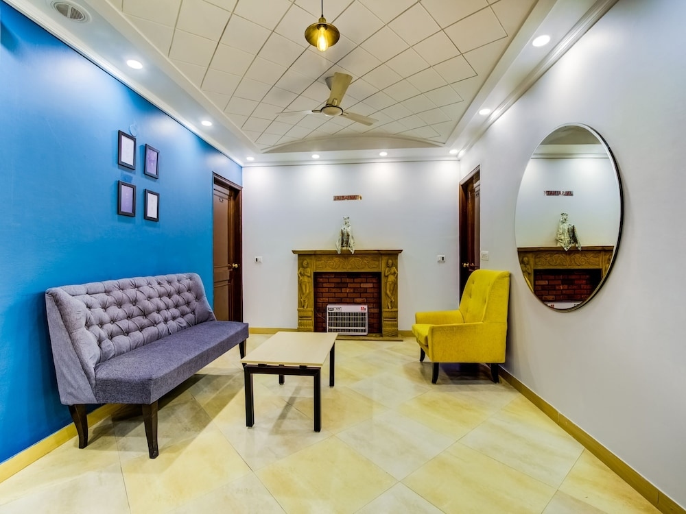 SilverKey Executive Stays 20036 Akash Neem Marg — фото 1