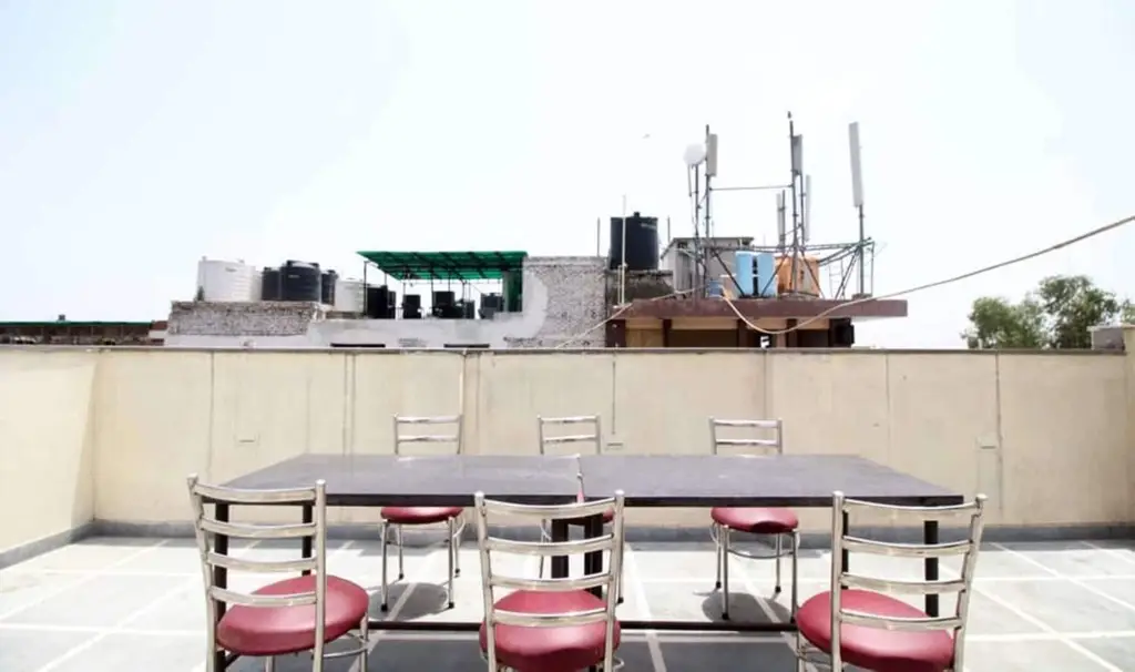 Нью-Дели: Hotel Krishna Plaza
