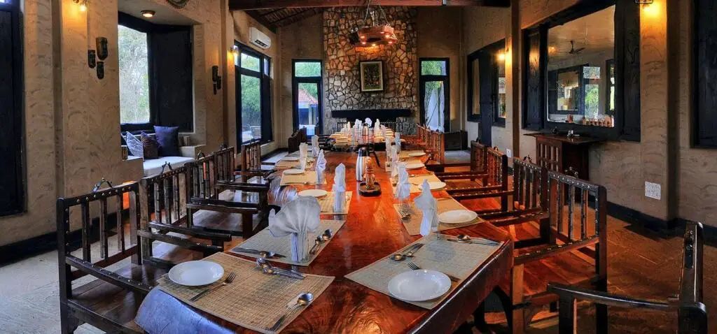 Баихар: Pugdundee Safaris - Kanha Earth Lodge