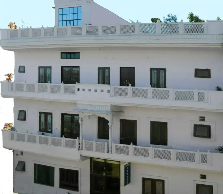 Джайпур: Hotel Satkar
