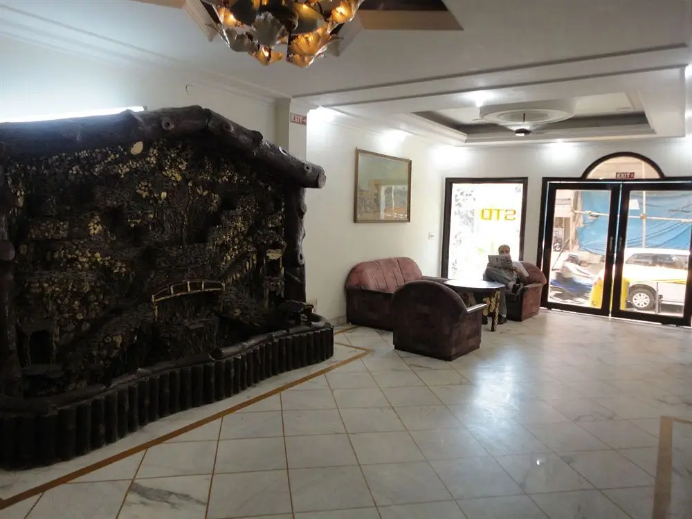 Нью-Дели: Astoria Hotel