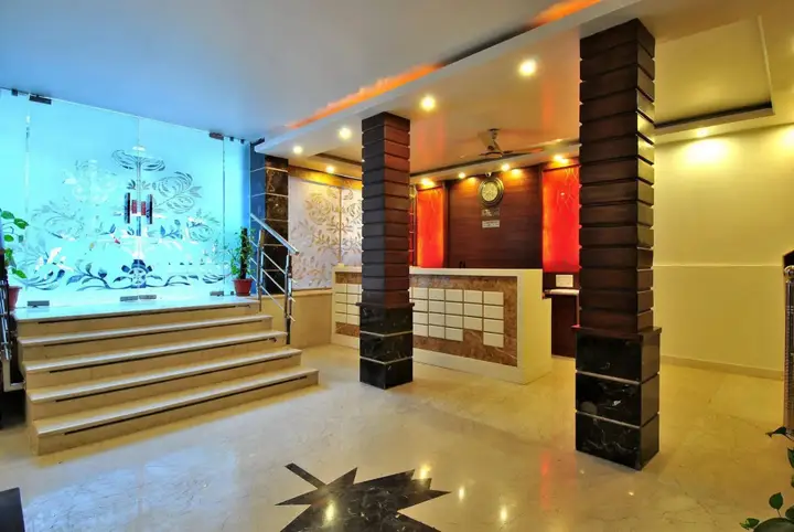 Нью-Дели: Hotel Toronto