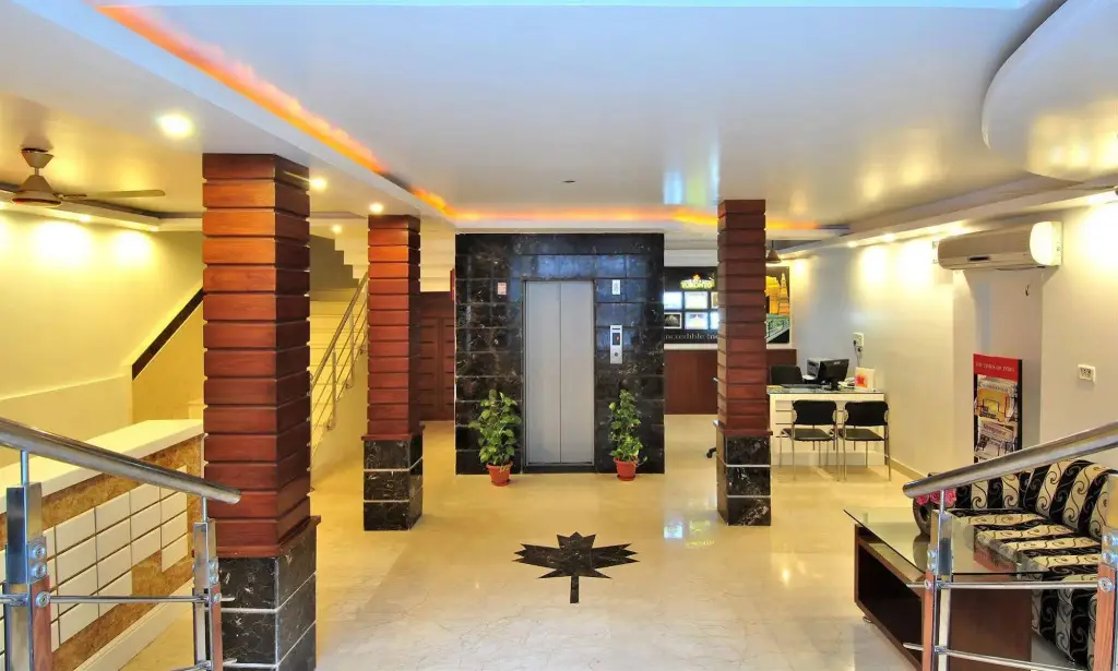 Нью-Дели: Hotel Toronto