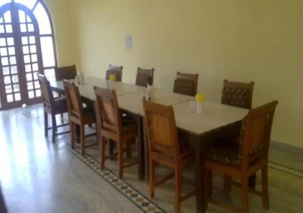 Кхаджурахо: Shanti Hotel