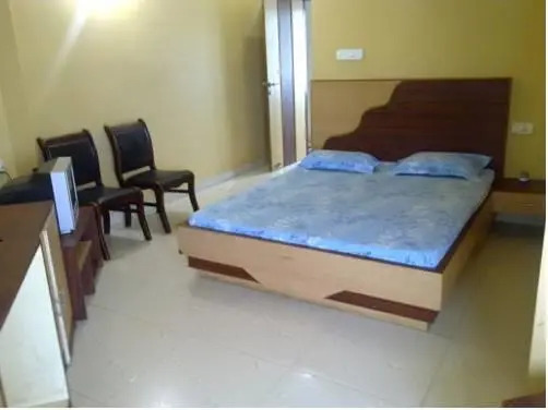 Пури: Hotel Deepak