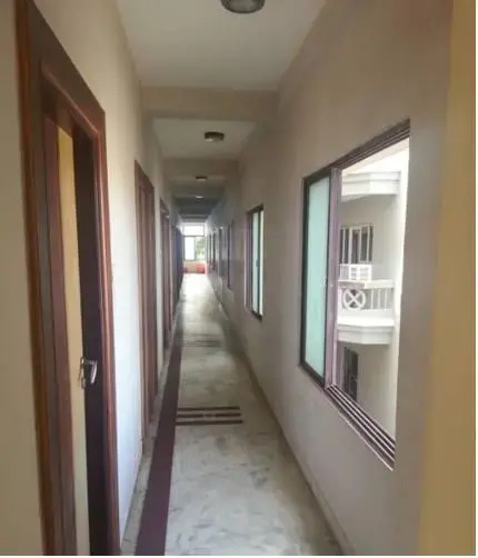 Hotel Deepak — фото 1