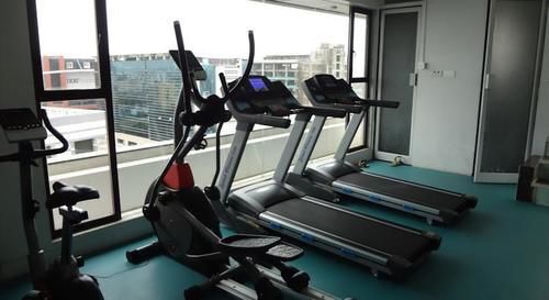 Мумбаи: Laurent & Benon Suites - Santacruz East