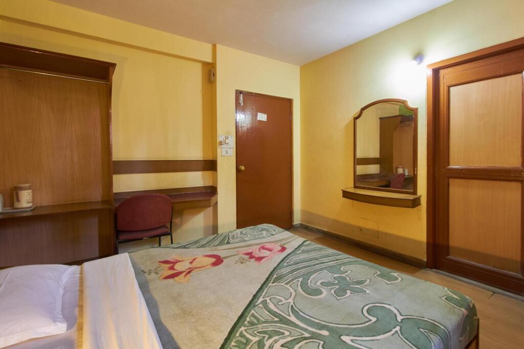Майсур: Hotel Abhishek