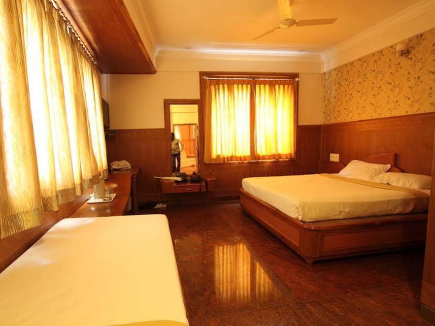 Майсур: Mahendra Hotels