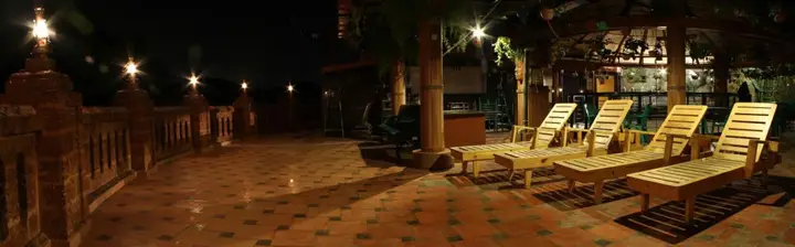 carousel image 4
