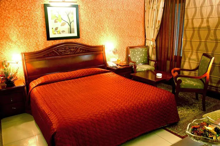 Бхубанешвар: Hotel Suryansh