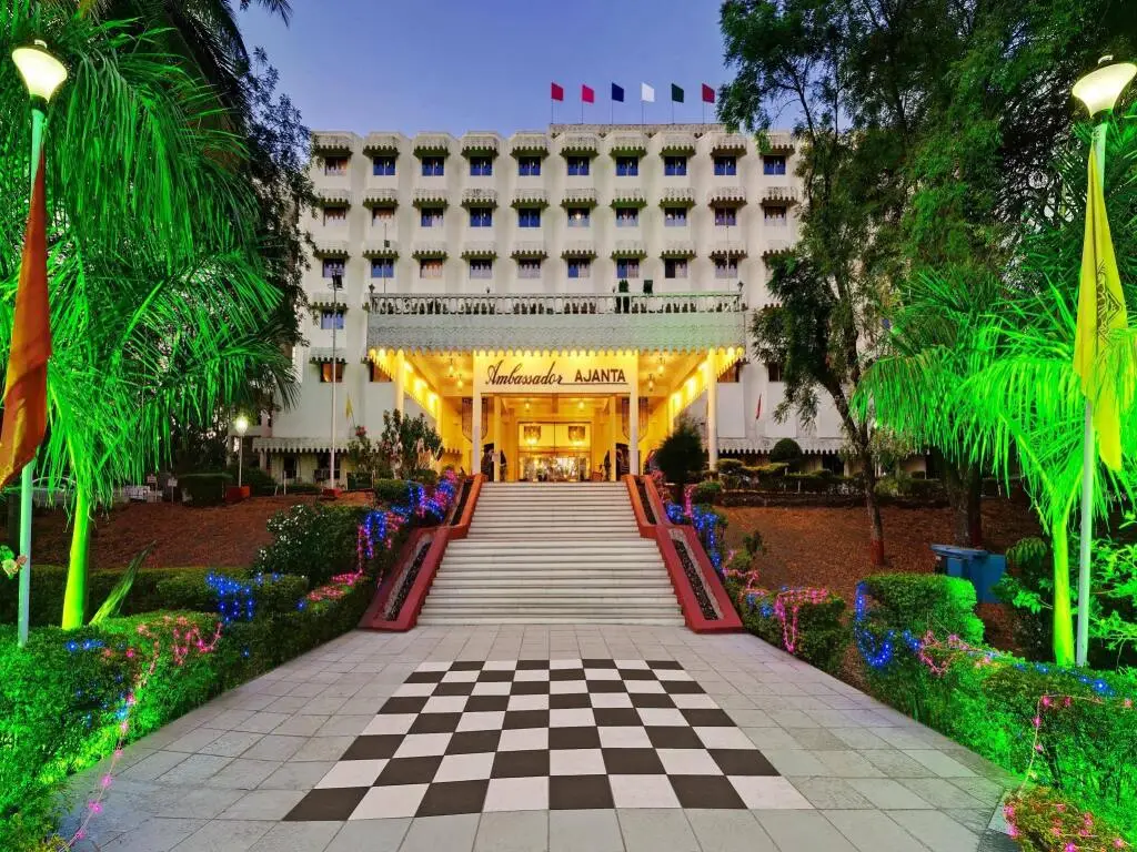 Гандхинагар: OYO Flagship 2389 Hotel The Grand Pritam