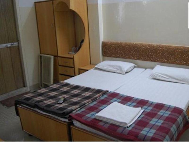 Лакхнау: Hotel Raj