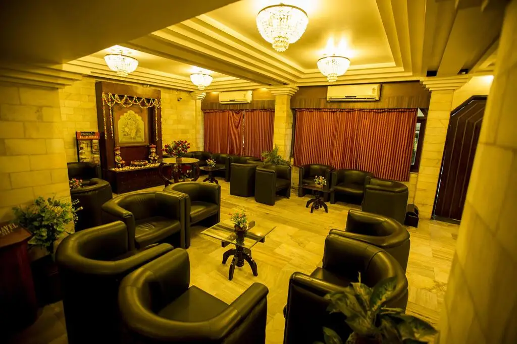 Лакхнау: Hotel Deep Avadh