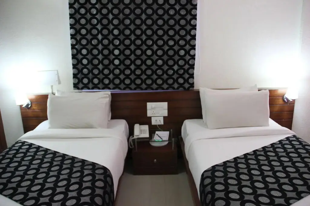 Бангалор: Sunray Hotel