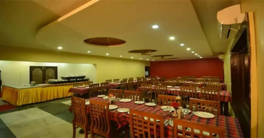 Бодх-Гая: Hotel Vishal International