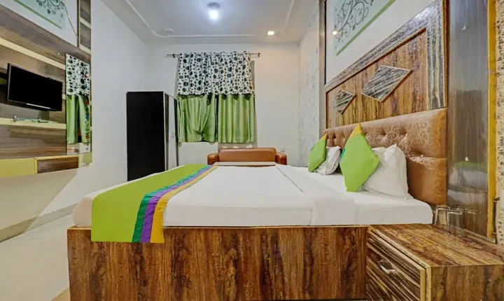 Агра: Treebo Trend Radha Palace