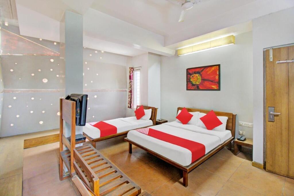 Мумбаи: Ascot Inn