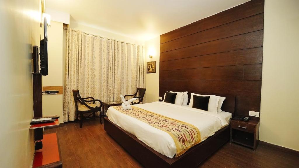 Агра: Hotel Atulyaa Taj