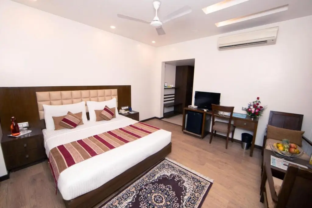 Hotel Legend Inn @ Nagpur — фото 1