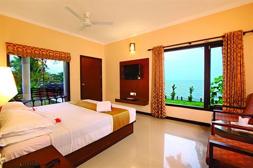 Кумараком: Leisure Vacations Gold Field Lake Resort, Kumarakom