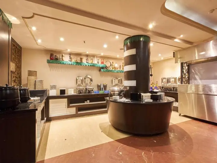 Секундерабад: Royal Reve Hotel