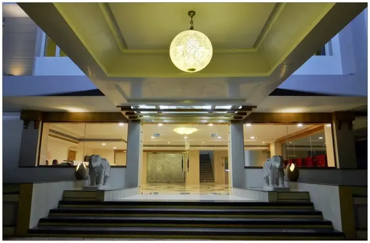 carousel image 3
