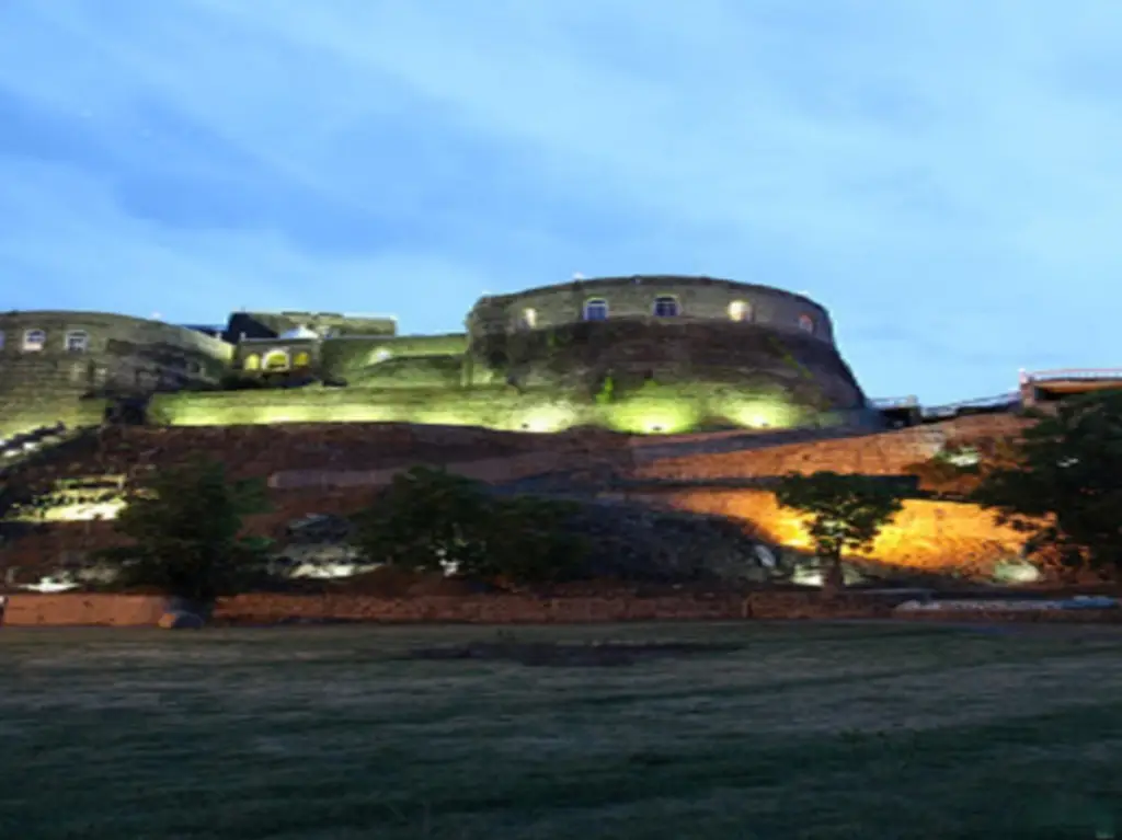 Бадди: Ramshehar Fort Resort