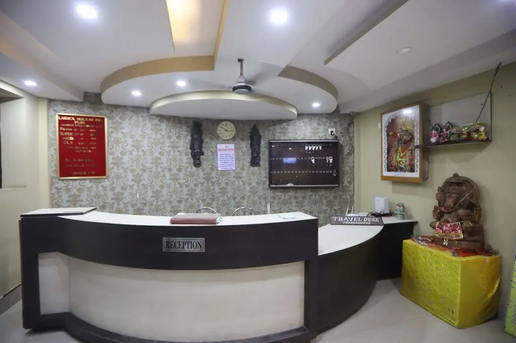 Пури: Larica Holiday Inn Puri