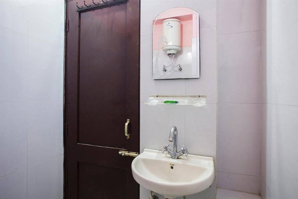 Дармсала: Kumar Residency