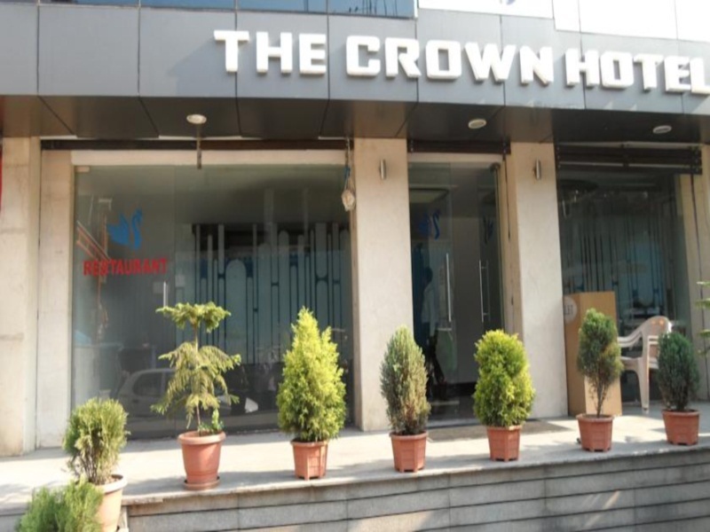 The Crown Hotel — фото 1