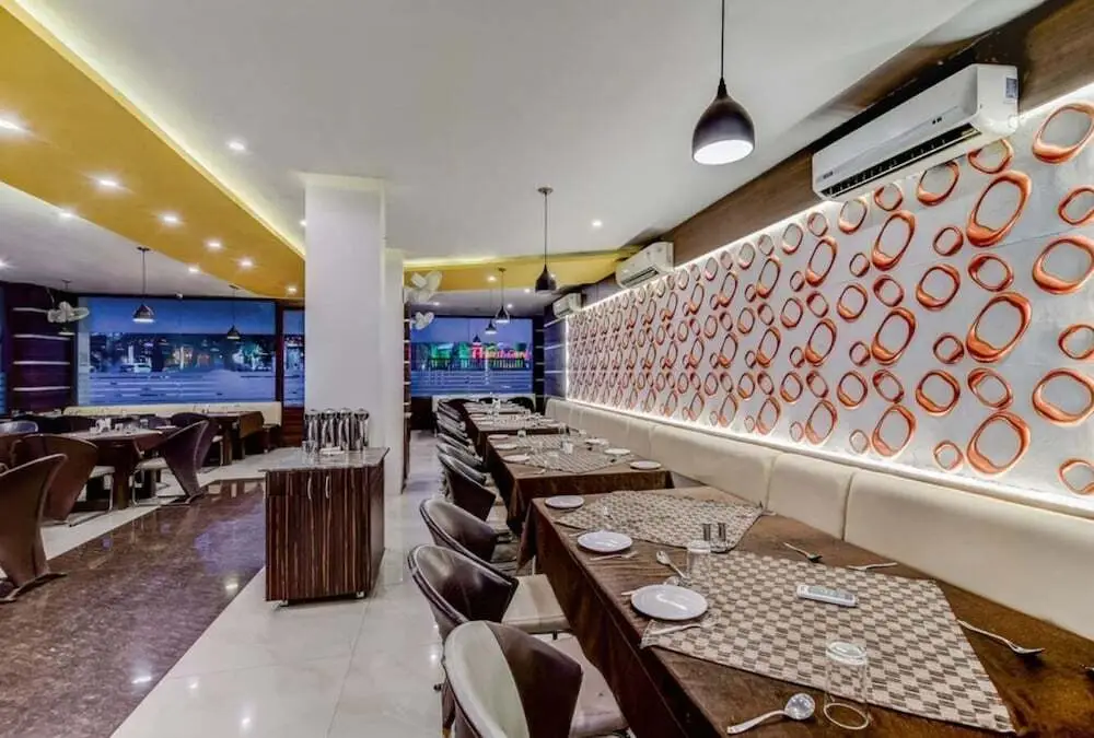 Ратлам: Hotel Balaji Central