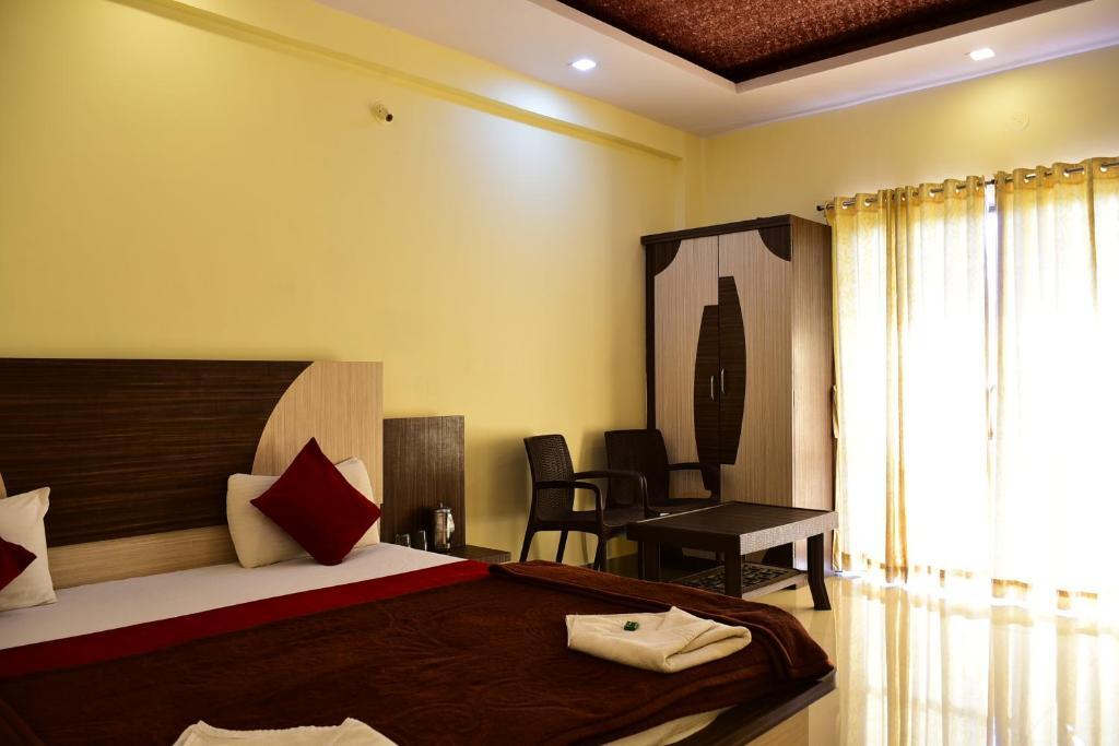 Олд-Махабалешвар: Treebo Trip Gugal Residency Mahabaleshwar