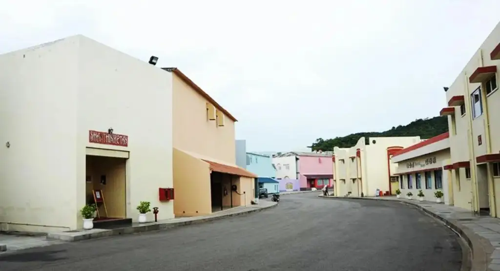 Батасингарам: Ramoji Film City Shantiniketan