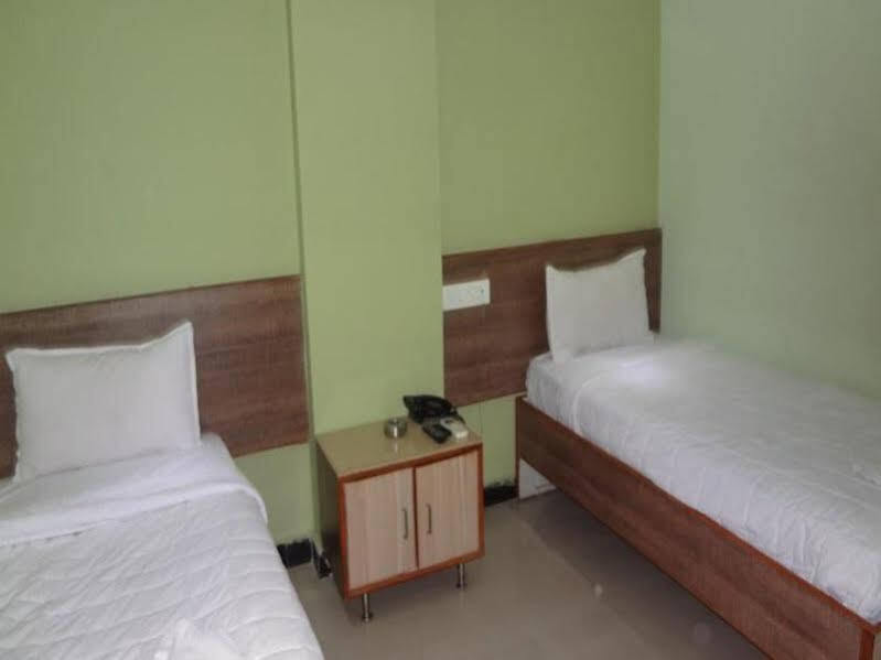 Висакхапатнам: Hotel Sowbhagya