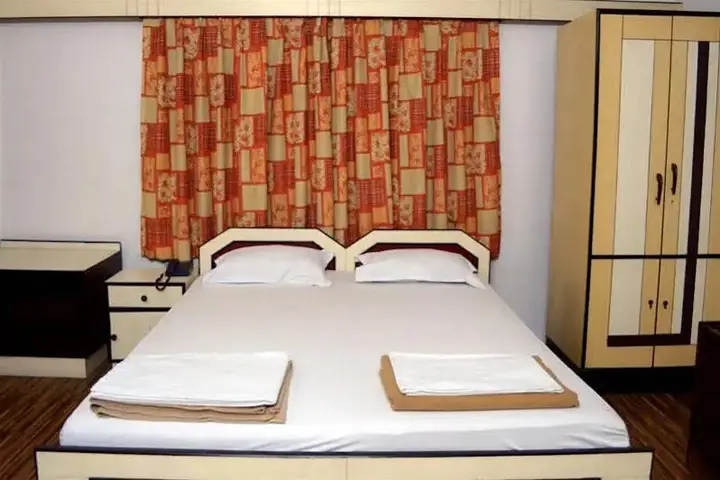 Колката: OYO 43924 Harry Guest House