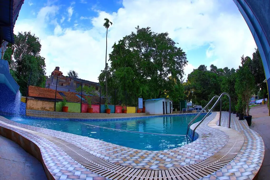Лонавала: Krushnai Resort