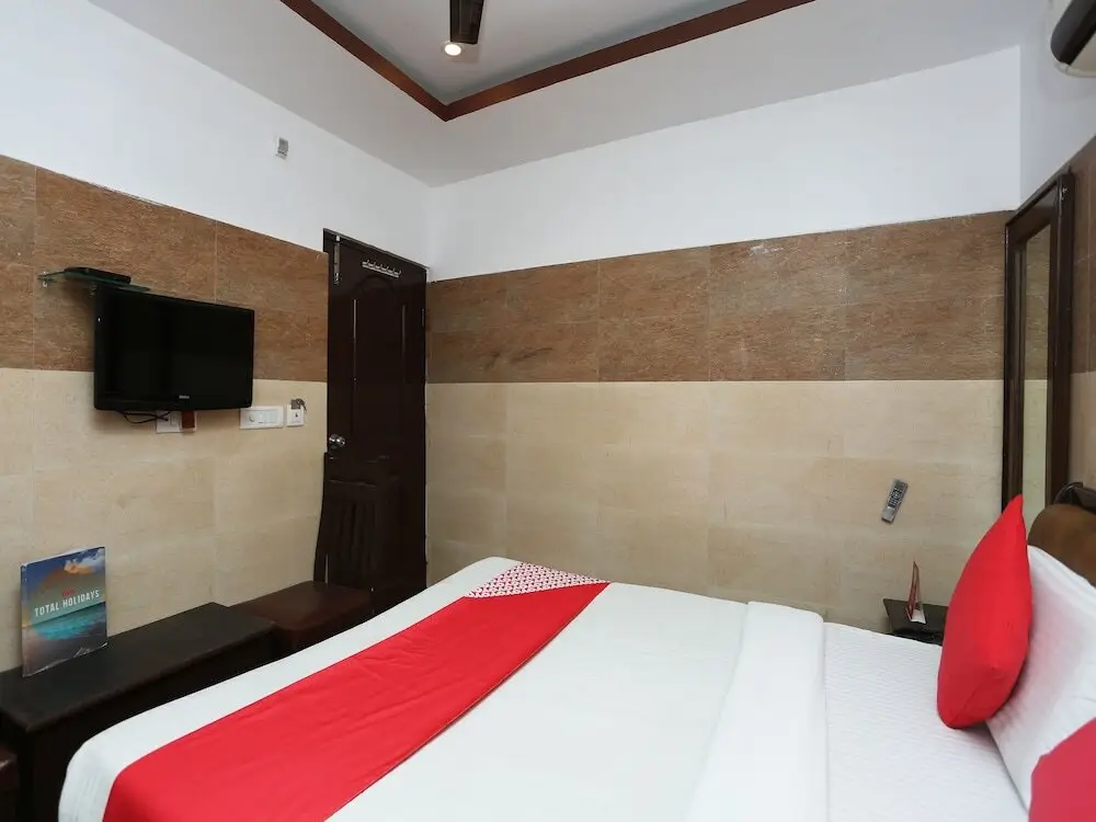 Катра: Hotel Premier