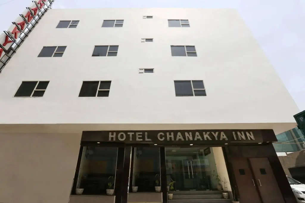 Нью-Дели: Airport Hotel Chanakya