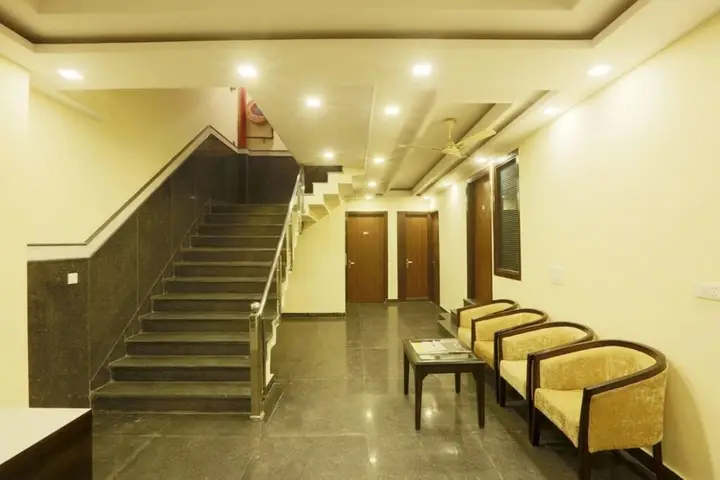 Нью-Дели: Airport Hotel Chanakya