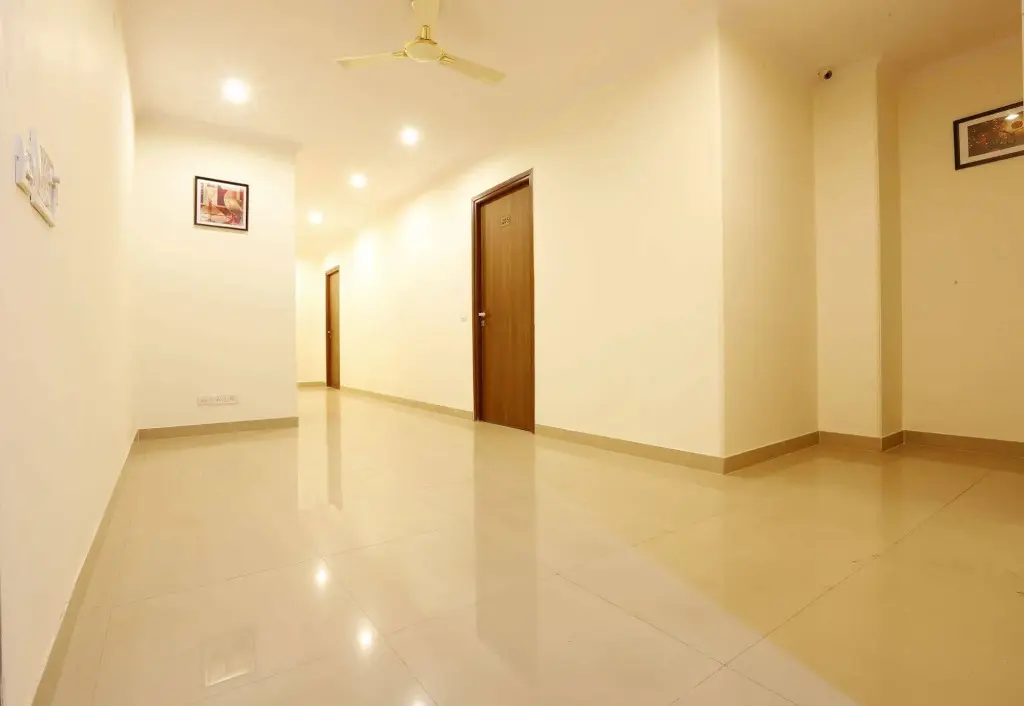 Нью-Дели: Airport Hotel Chanakya