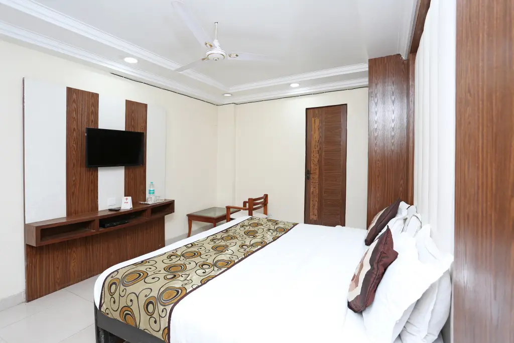 Нью-Дели: Hotel Atithi