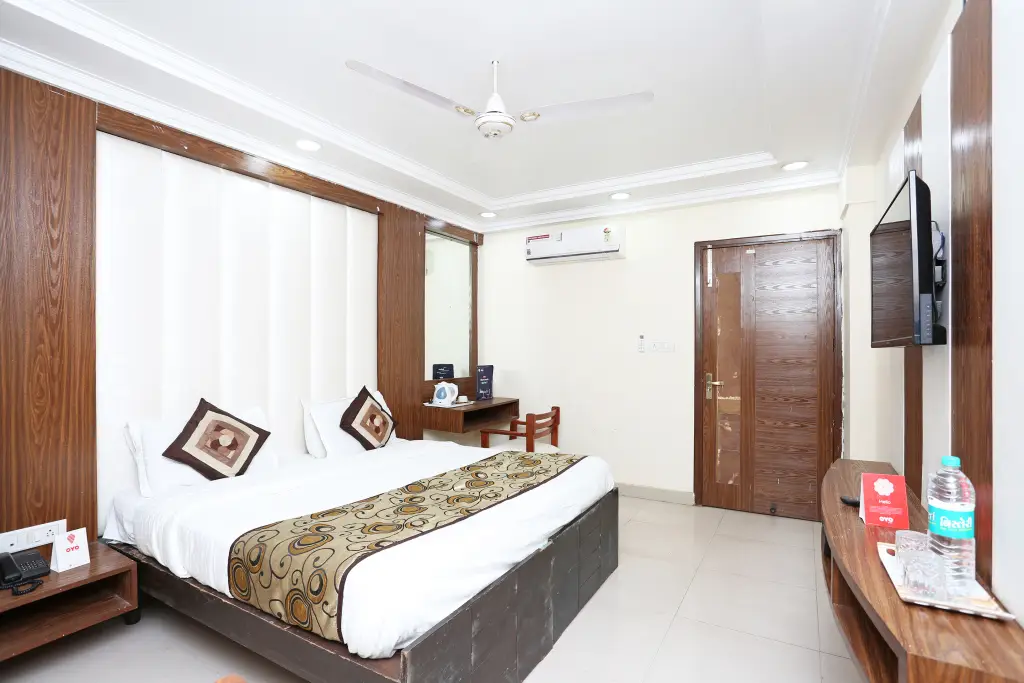 Нью-Дели: Hotel Atithi