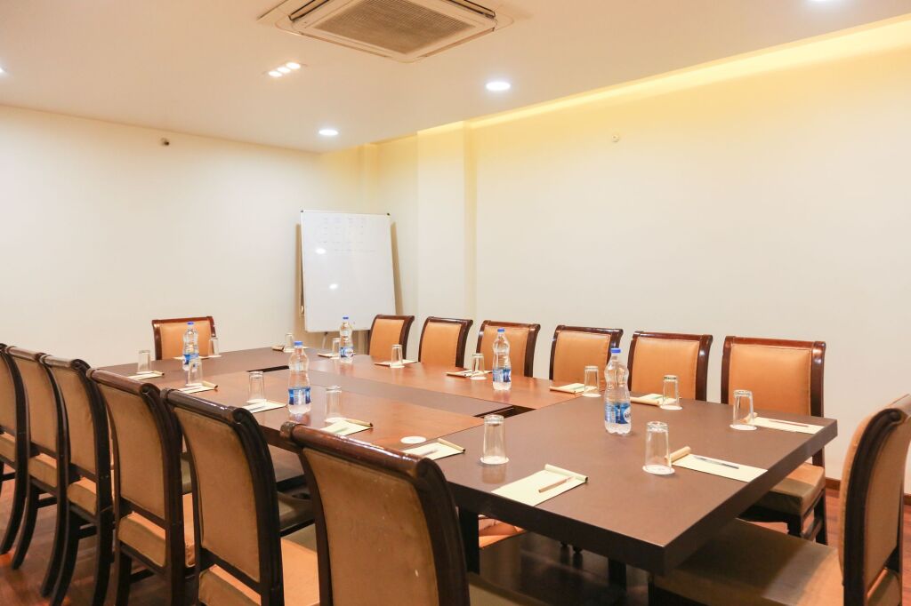 Бхопал: Treebo Trend Sun Palace Bhopal