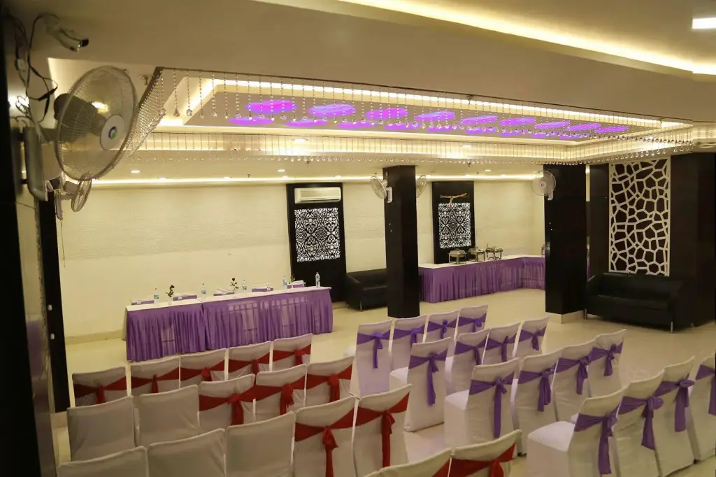 Агра: Hotel Idea Inn