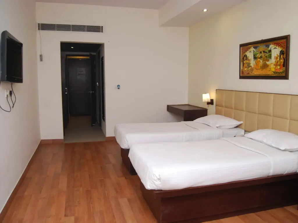 Лакхнау: Hotel Golden Orchid